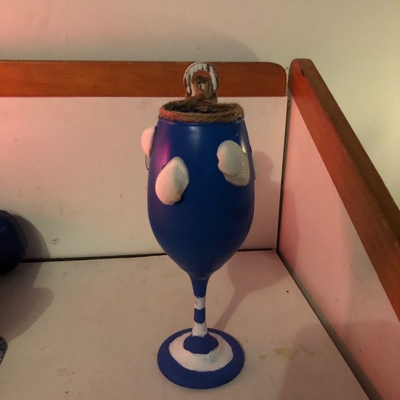 Hand made wine glass - Picture 2 of 2